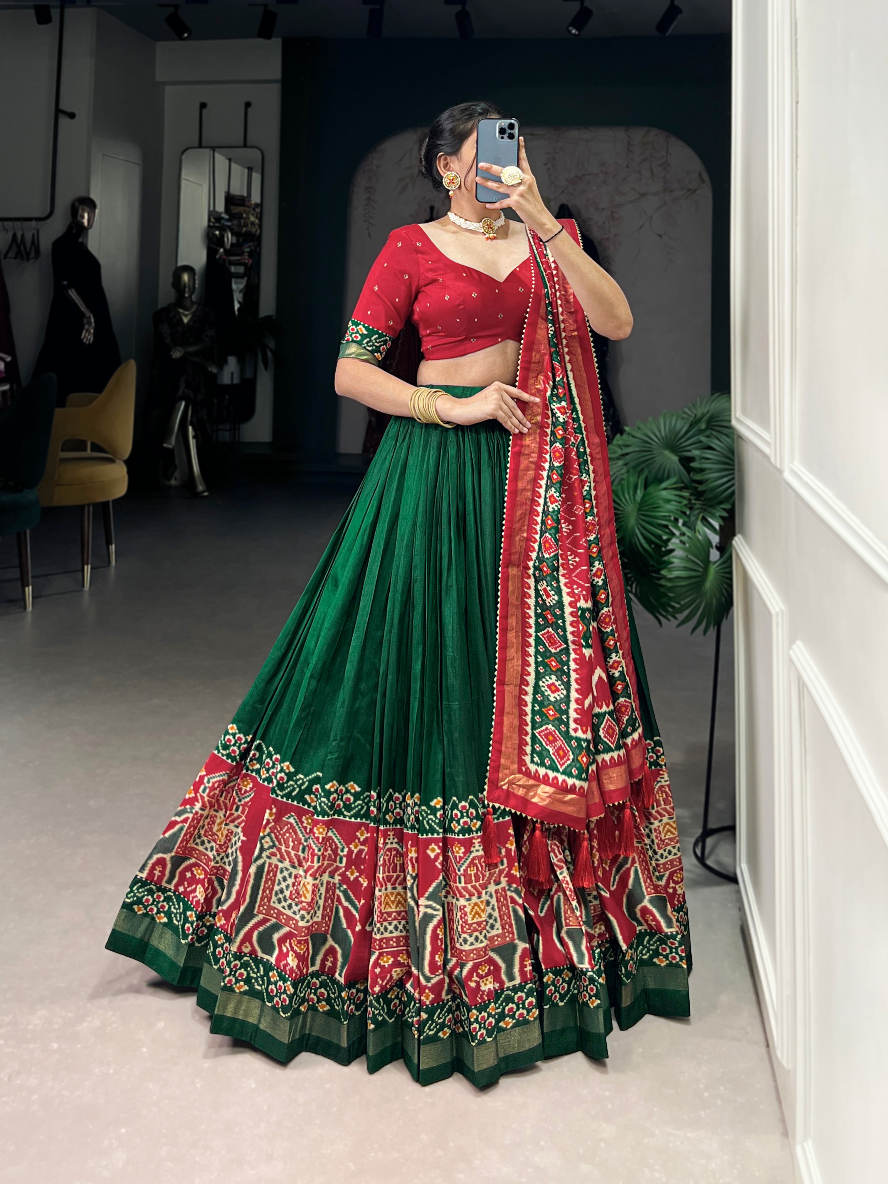 πͺ· Infuse Your Wardrobe with Southern Grace πͺ· Silk Kalamkari Print Lehenga Choli with Foil Work Border - Navratri